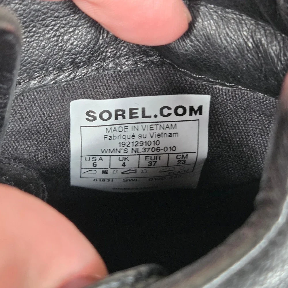 Sorel Lennox Hiker Waterproof Boots Black Red Plaid Laces Women's 6